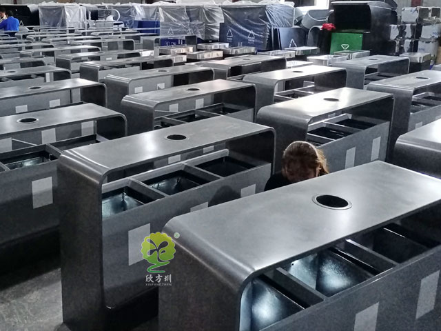 惠州商業(yè)街戶(hù)外不銹鋼垃圾箱廠家分類(lèi)定制