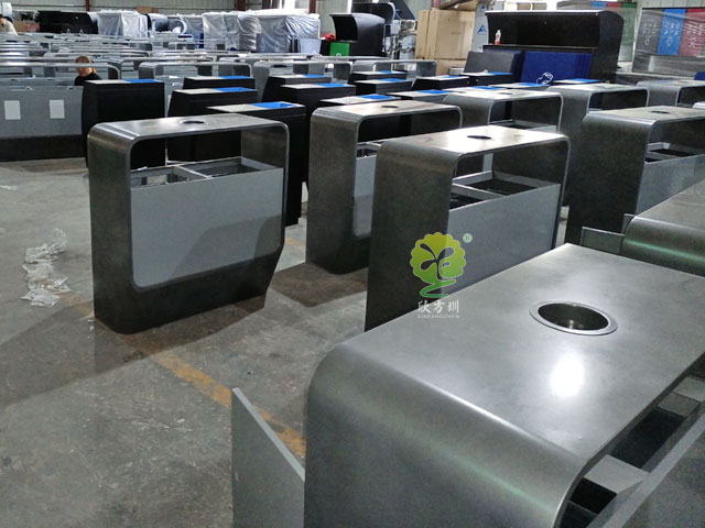 惠州商業(yè)街戶(hù)外不銹鋼垃圾箱廠家分類(lèi)定制