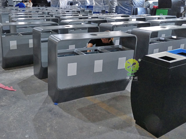 惠州商業(yè)街戶(hù)外不銹鋼垃圾箱廠家分類(lèi)定制